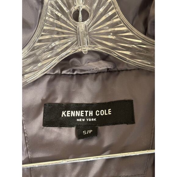 Kenneth Cole Women's Puffer Jacket in Grey. Size S/Small - Picture 4 of 11